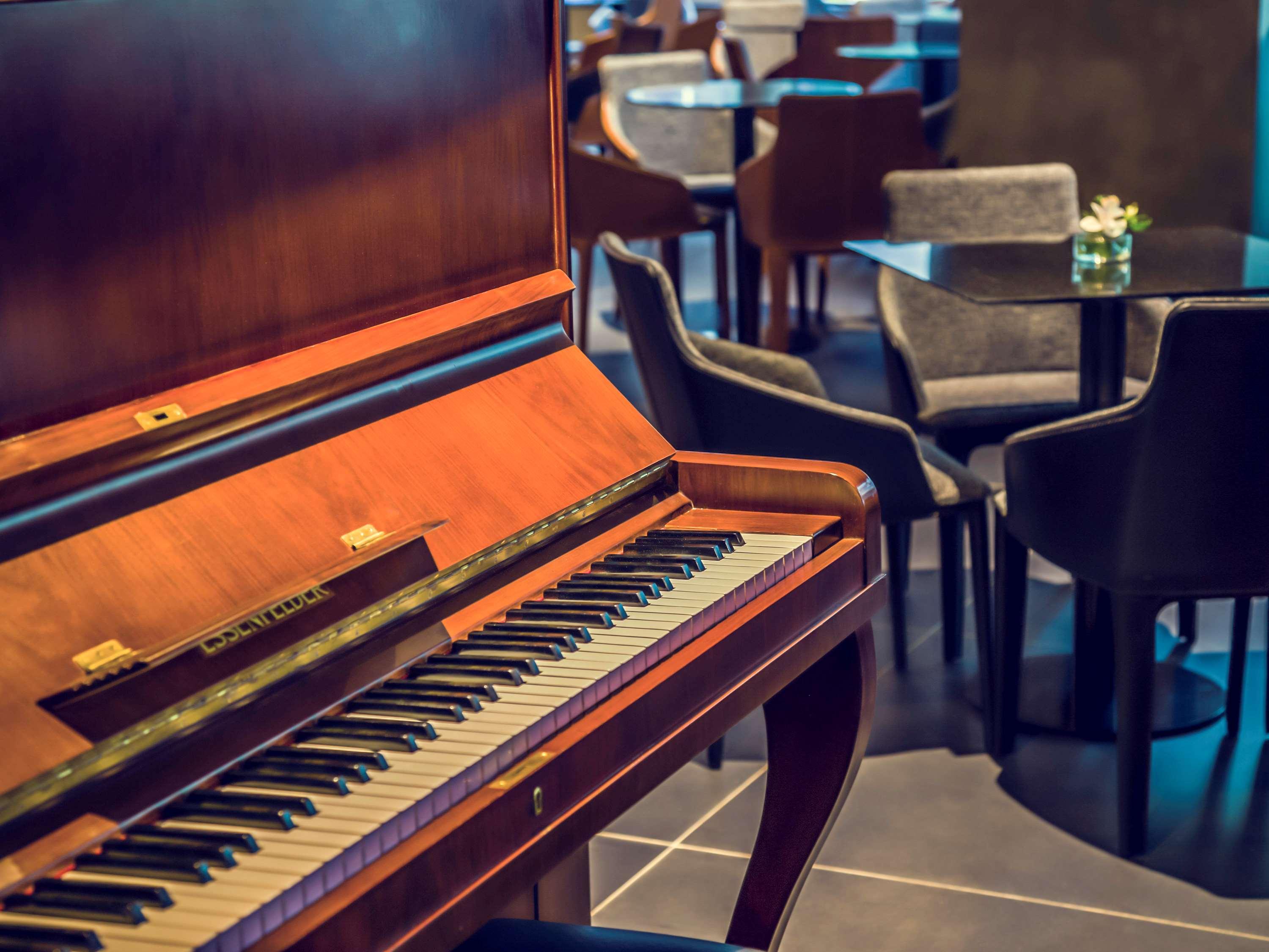 Hotel Mercure Plaza Shopping 4*