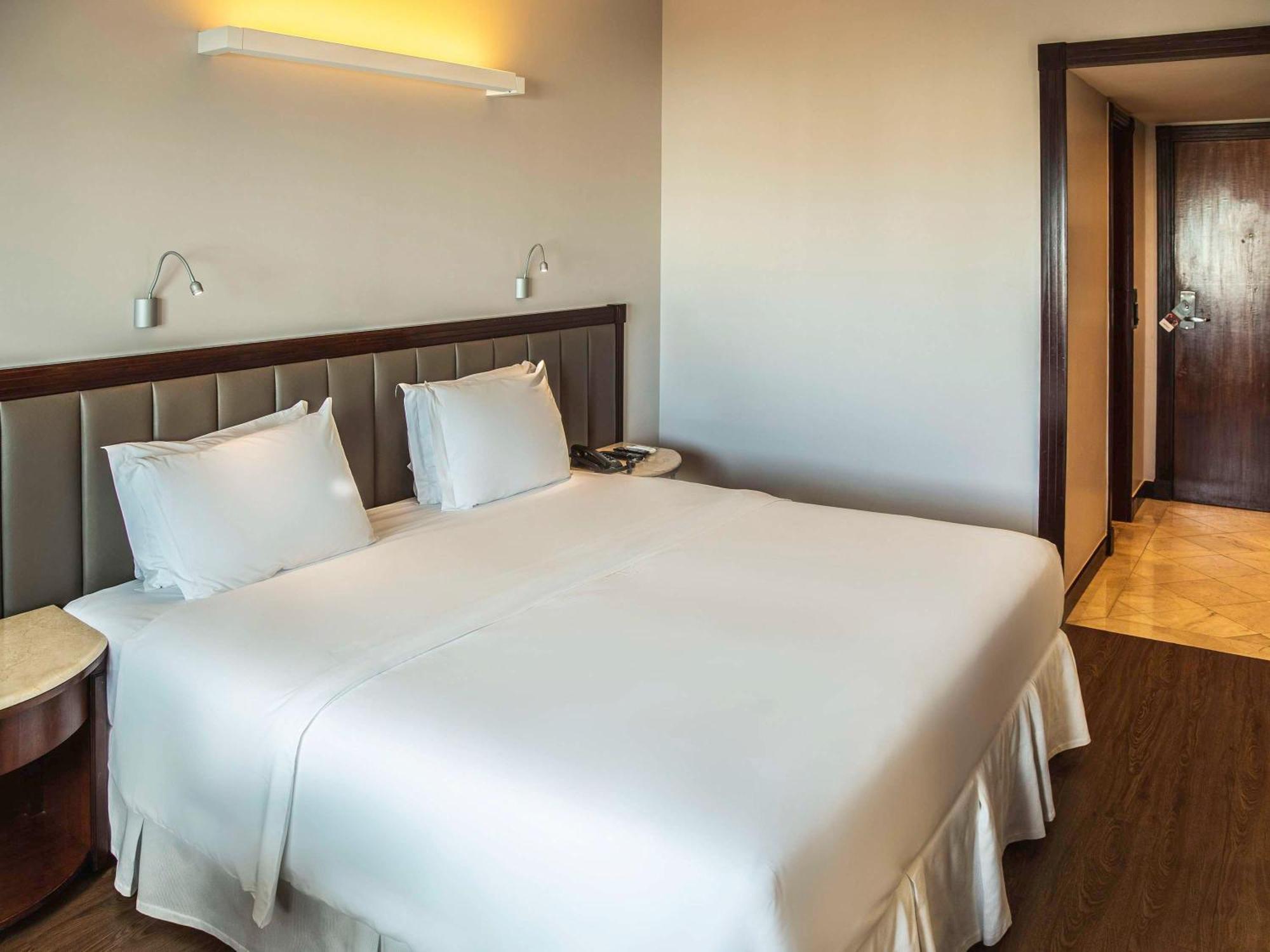 Hotel Mercure Plaza Shopping